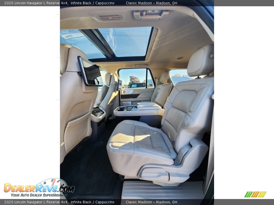 2020 Lincoln Navigator L Reserve 4x4 Infinite Black / Cappuccino Photo #3