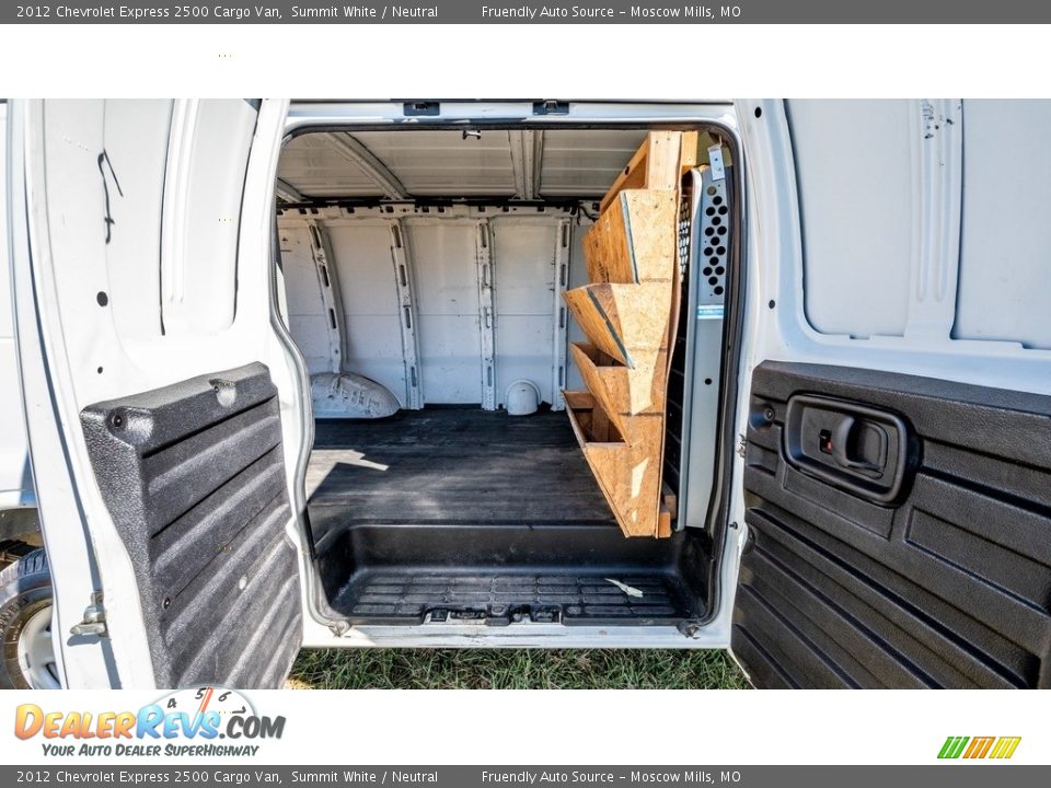 2012 Chevrolet Express 2500 Cargo Van Summit White / Neutral Photo #9