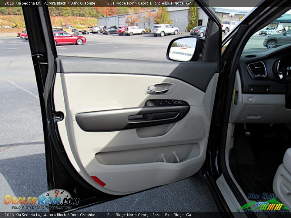 2019 Kia Sedona LX Aurora Black / Dark Graphite Photo #10