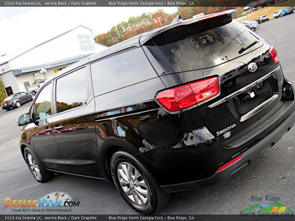 2019 Kia Sedona LX Aurora Black / Dark Graphite Photo #28