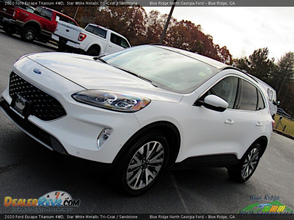2020 Ford Escape Titanium 4WD Star White Metallic Tri-Coat / Sandstone Photo #28