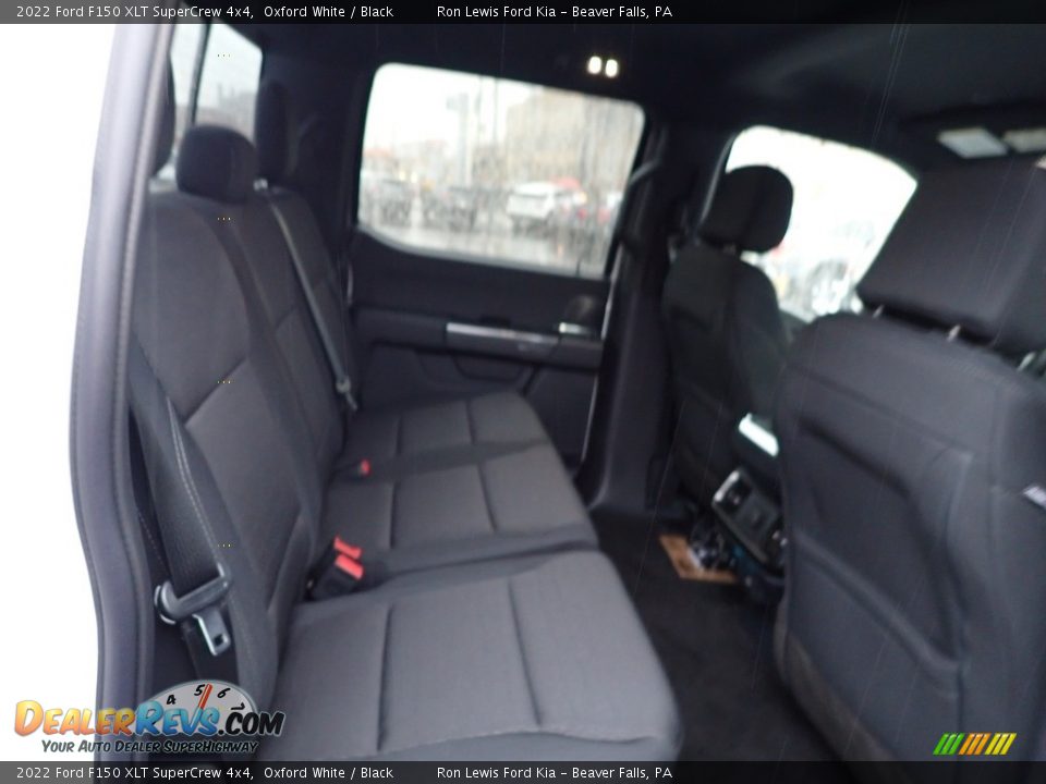 2022 Ford F150 XLT SuperCrew 4x4 Oxford White / Black Photo #11