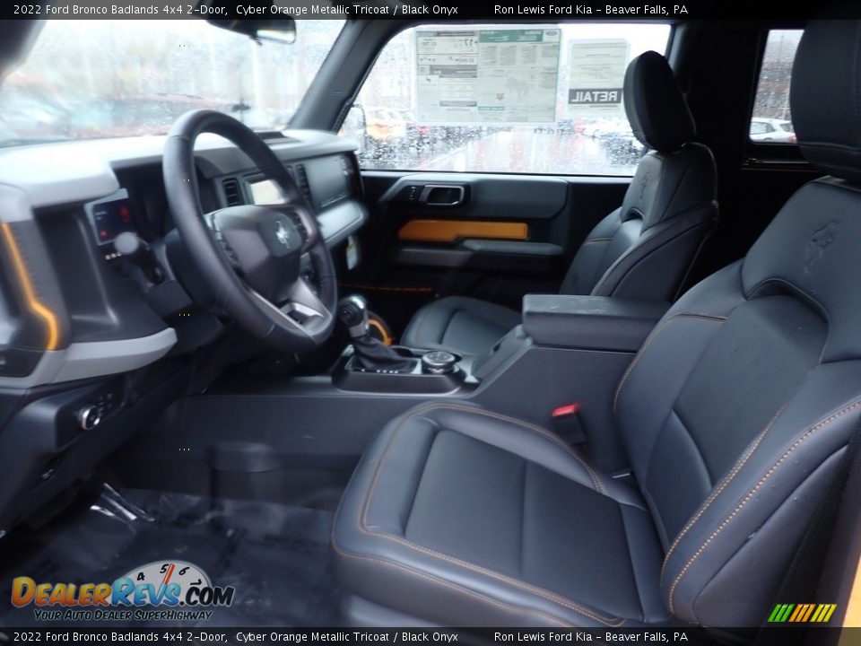 Front Seat of 2022 Ford Bronco Badlands 4x4 2-Door Photo #12