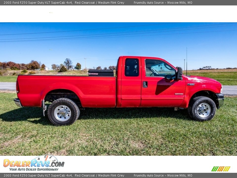 Red Clearcoat 2003 Ford F250 Super Duty XLT SuperCab 4x4 Photo #2