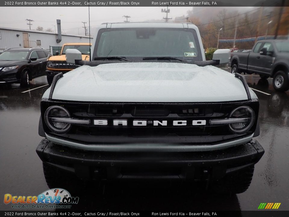 2022 Ford Bronco Outer Banks 4x4 2-Door Cactus Gray / Roast/Black Onyx Photo #3