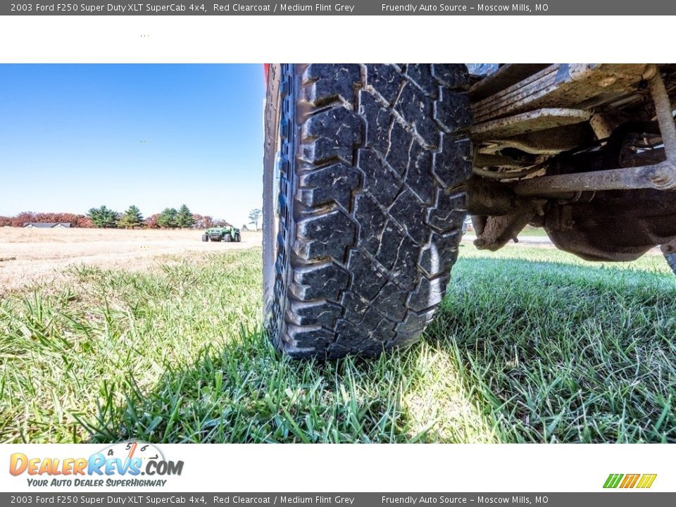 2003 Ford F250 Super Duty XLT SuperCab 4x4 Red Clearcoat / Medium Flint Grey Photo #20