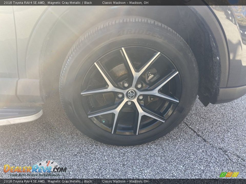 2018 Toyota RAV4 SE AWD Magnetic Gray Metallic / Black Photo #5