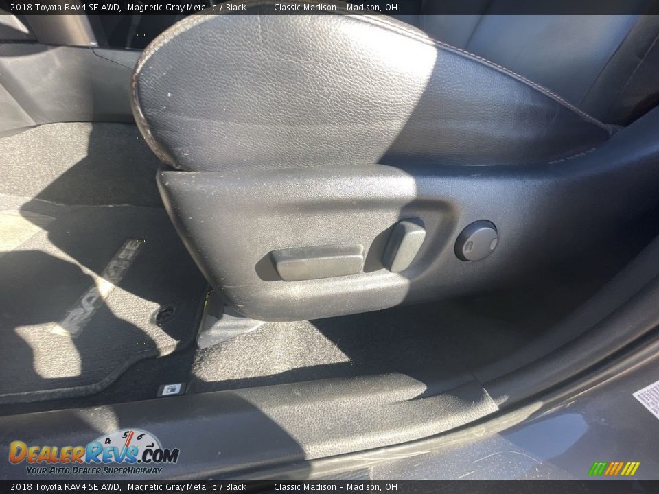 2018 Toyota RAV4 SE AWD Magnetic Gray Metallic / Black Photo #7