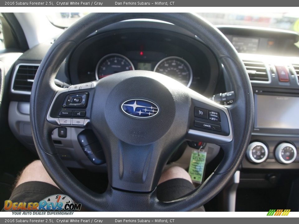 2016 Subaru Forester 2.5i Crystal White Pearl / Gray Photo #18