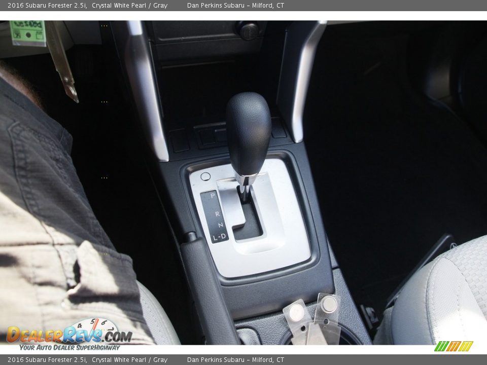 2016 Subaru Forester 2.5i Shifter Photo #21