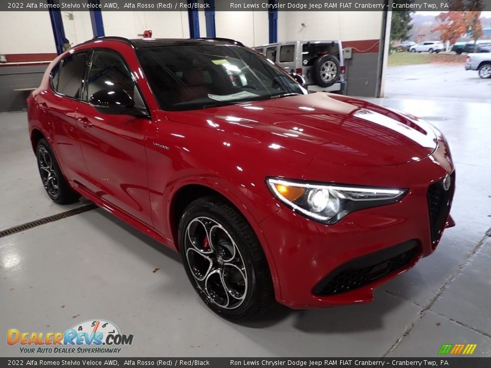 2022 Alfa Romeo Stelvio Veloce AWD Alfa Rosso (Red) / Red/Black Photo #7