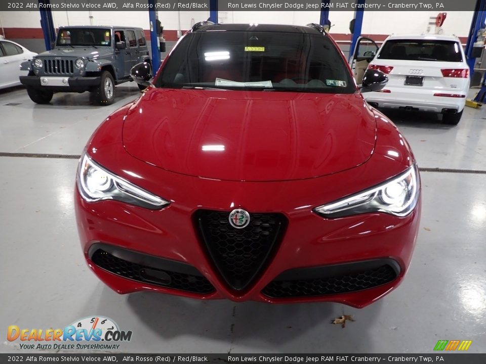 2022 Alfa Romeo Stelvio Veloce AWD Alfa Rosso (Red) / Red/Black Photo #8