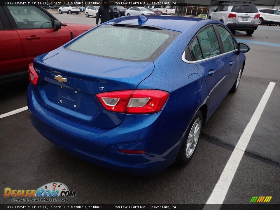 2017 Chevrolet Cruze LT Kinetic Blue Metallic / Jet Black Photo #4