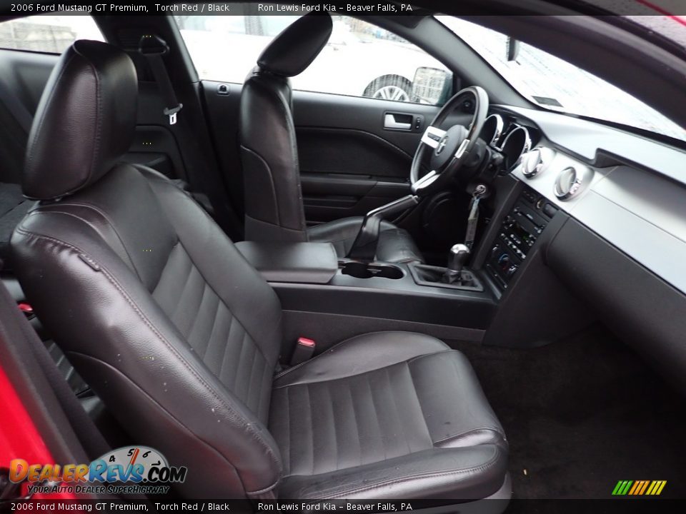 2006 Ford Mustang GT Premium Torch Red / Black Photo #10