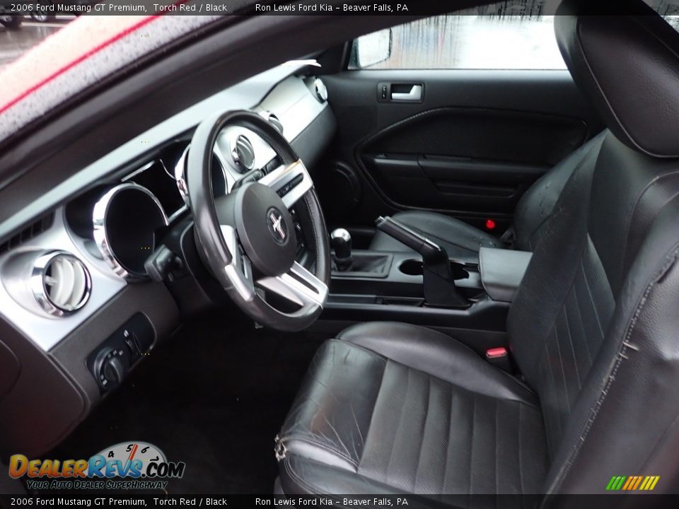 2006 Ford Mustang GT Premium Torch Red / Black Photo #12
