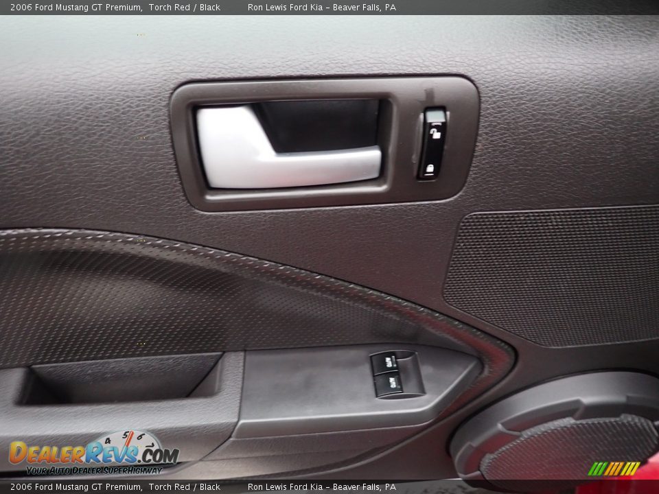 2006 Ford Mustang GT Premium Torch Red / Black Photo #14