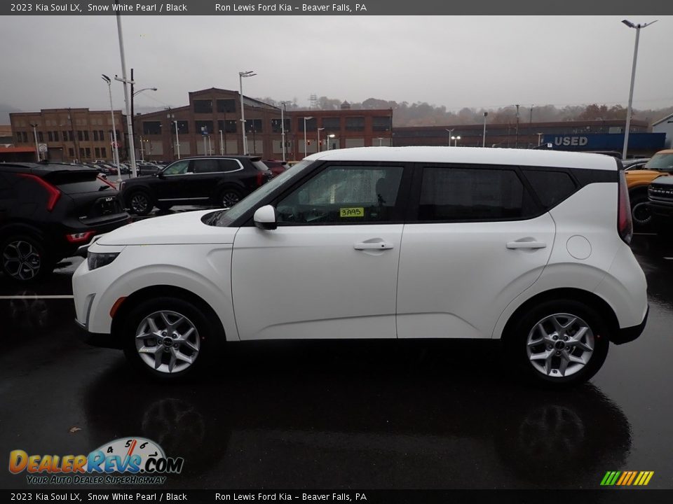 2023 Kia Soul LX Snow White Pearl / Black Photo #5