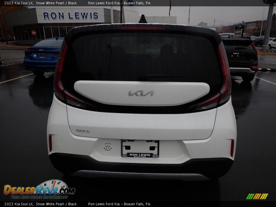 2023 Kia Soul LX Snow White Pearl / Black Photo #7