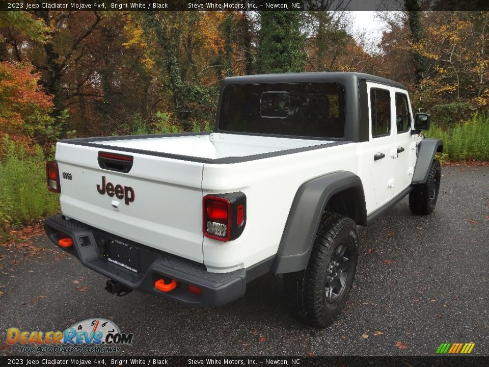 2023 Jeep Gladiator Mojave 4x4 Bright White / Black Photo #6