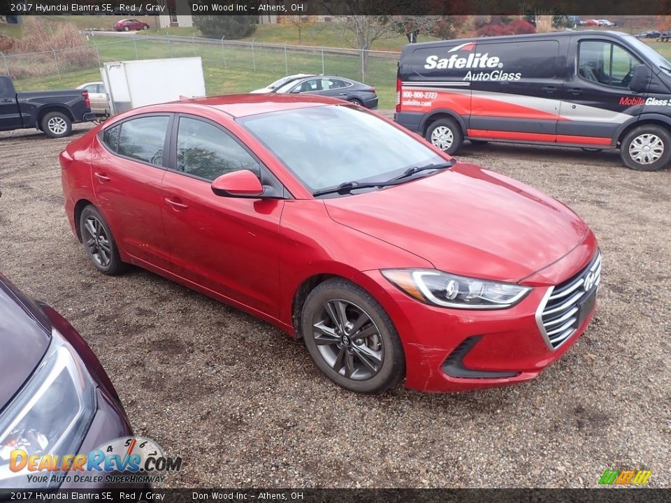 2017 Hyundai Elantra SE Red / Gray Photo #2