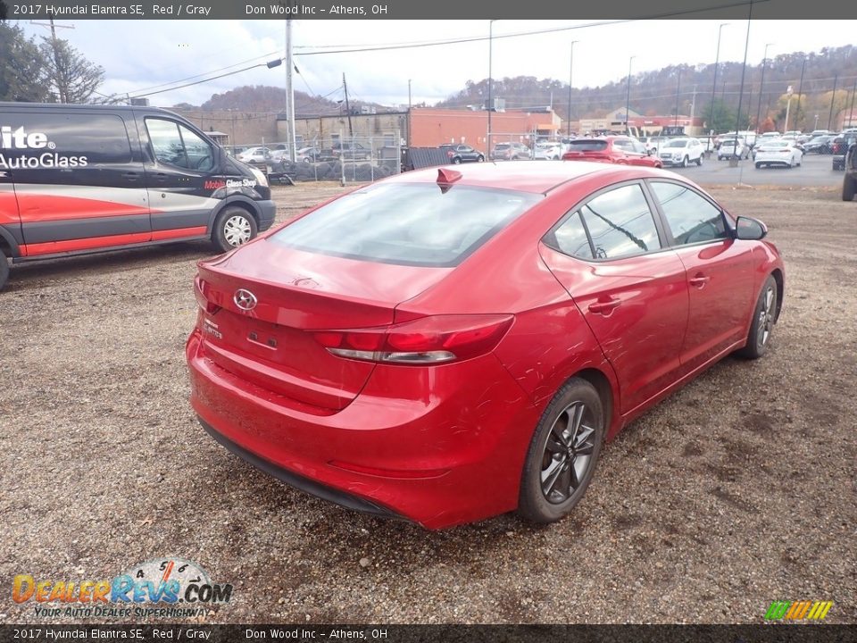 2017 Hyundai Elantra SE Red / Gray Photo #10