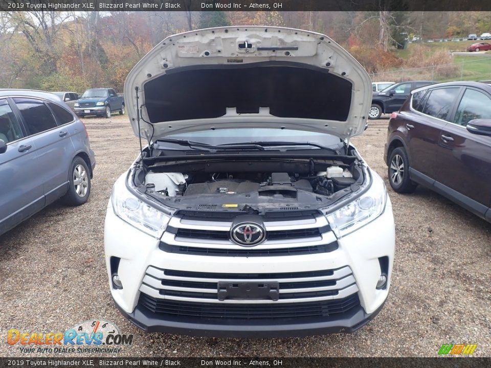 2019 Toyota Highlander XLE Blizzard Pearl White / Black Photo #4