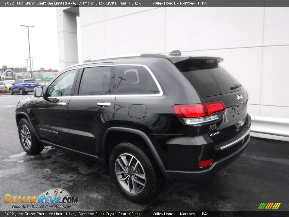 2022 Jeep Grand Cherokee Limited 4x4 Diamond Black Crystal Pearl / Black Photo #10