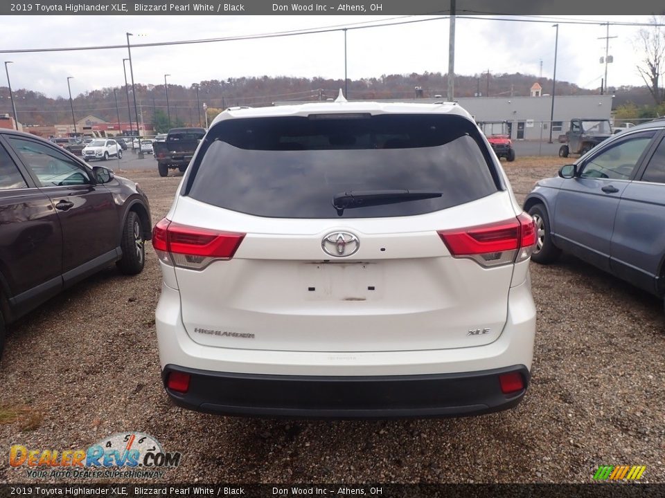 2019 Toyota Highlander XLE Blizzard Pearl White / Black Photo #9