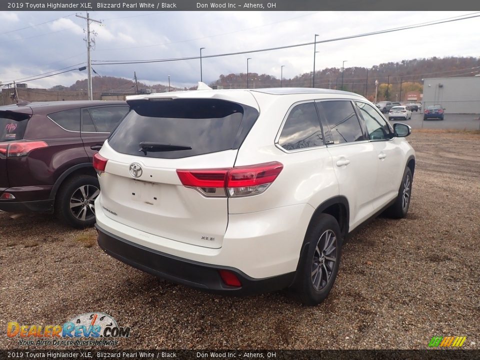 2019 Toyota Highlander XLE Blizzard Pearl White / Black Photo #10
