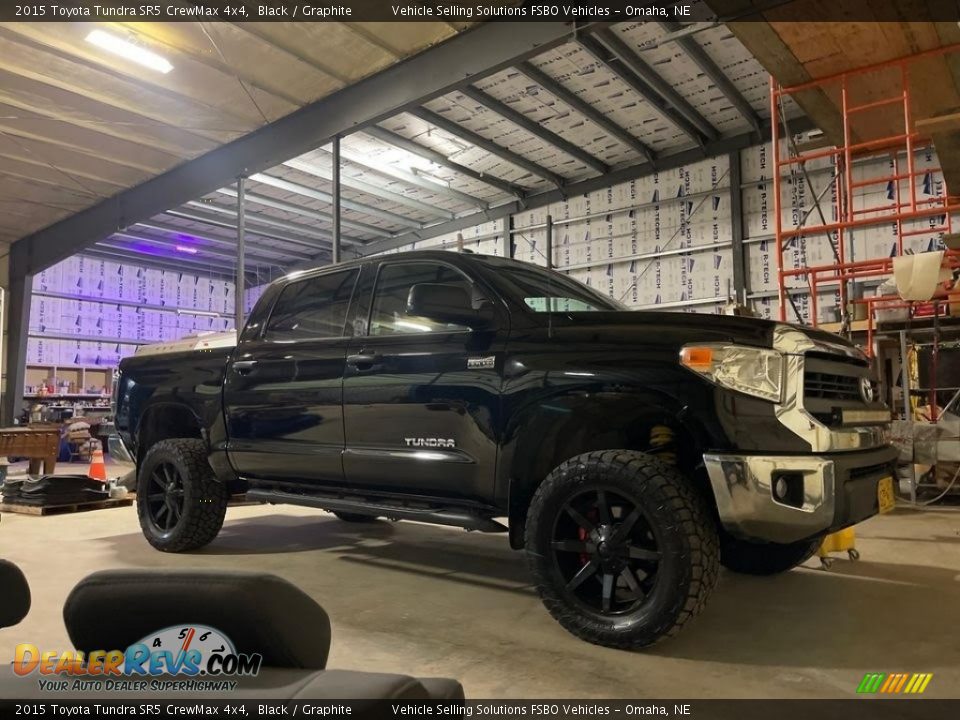 2015 Toyota Tundra SR5 CrewMax 4x4 Black / Graphite Photo #5