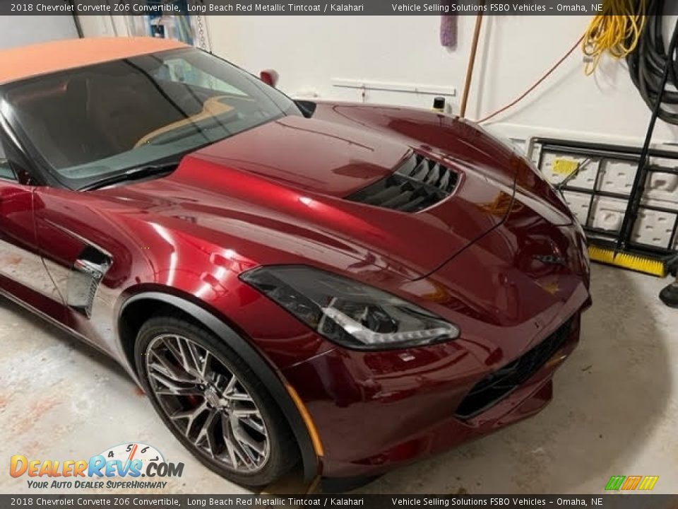 2018 Chevrolet Corvette Z06 Convertible Long Beach Red Metallic Tintcoat / Kalahari Photo #2