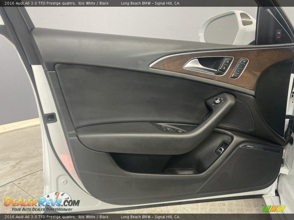 Door Panel of 2016 Audi A6 3.0 TFSI Prestige quattro Photo #10