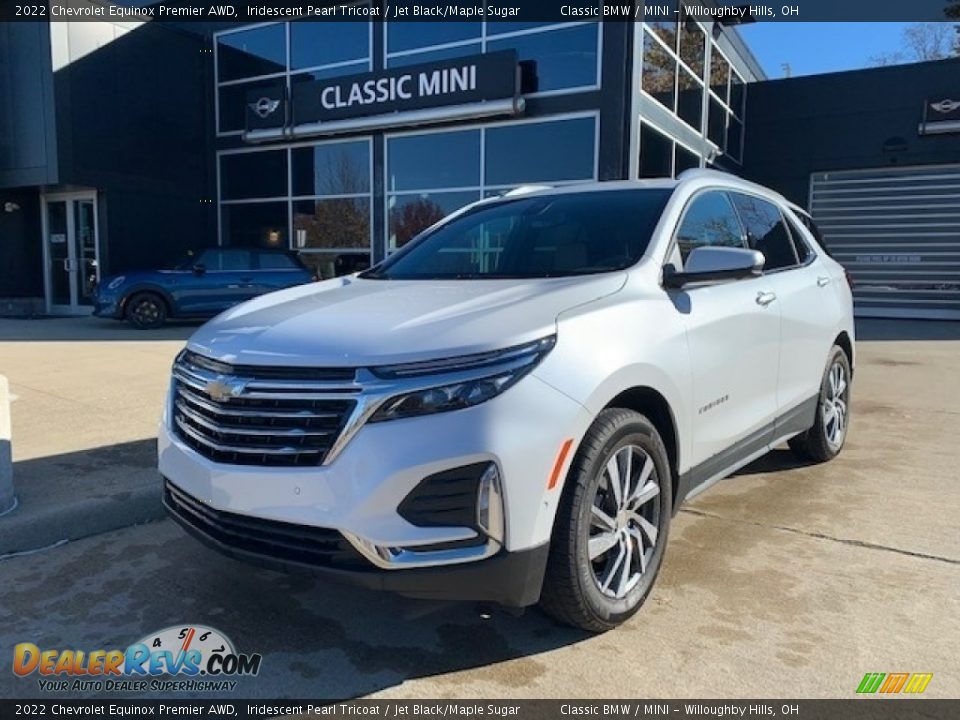 2022 Chevrolet Equinox Premier AWD Iridescent Pearl Tricoat / Jet Black/Maple Sugar Photo #1