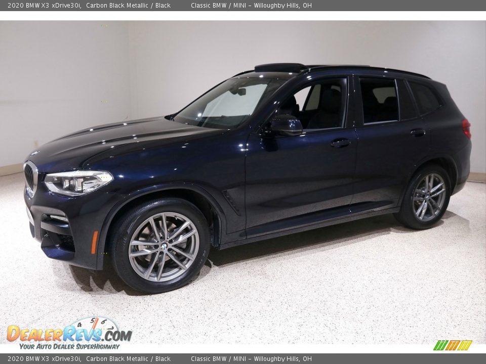 Front 3/4 View of 2020 BMW X3 xDrive30i Photo #3