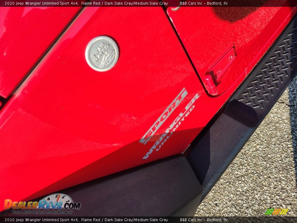 2010 Jeep Wrangler Unlimited Sport 4x4 Flame Red / Dark Slate Gray/Medium Slate Gray Photo #8