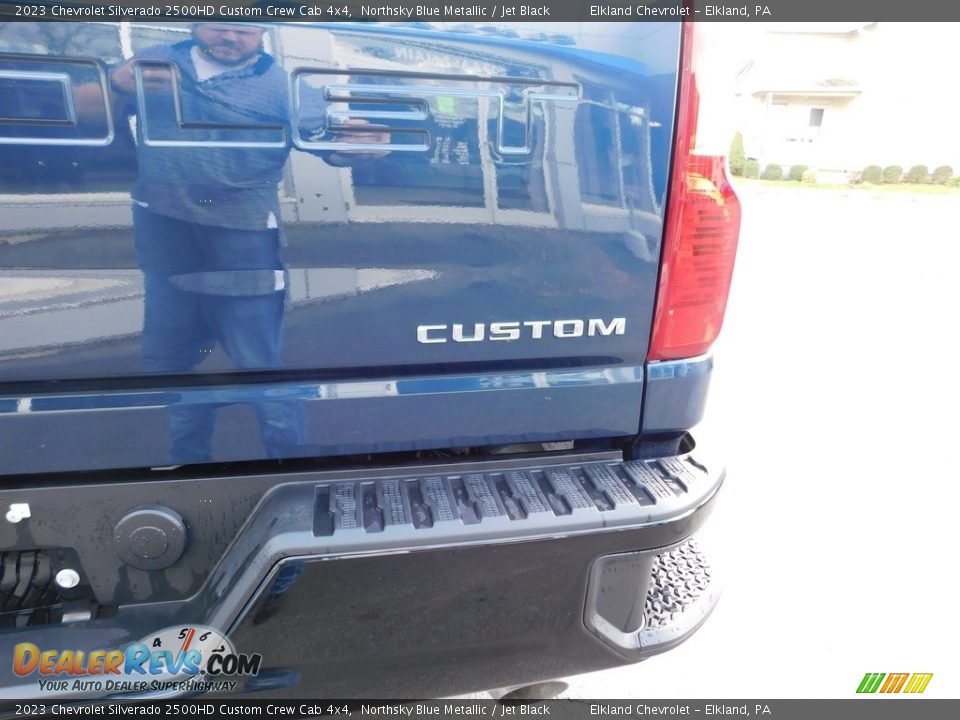 2023 Chevrolet Silverado 2500HD Custom Crew Cab 4x4 Northsky Blue Metallic / Jet Black Photo #15