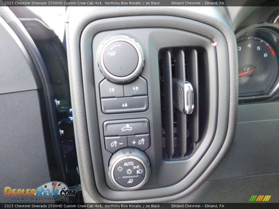 2023 Chevrolet Silverado 2500HD Custom Crew Cab 4x4 Northsky Blue Metallic / Jet Black Photo #26