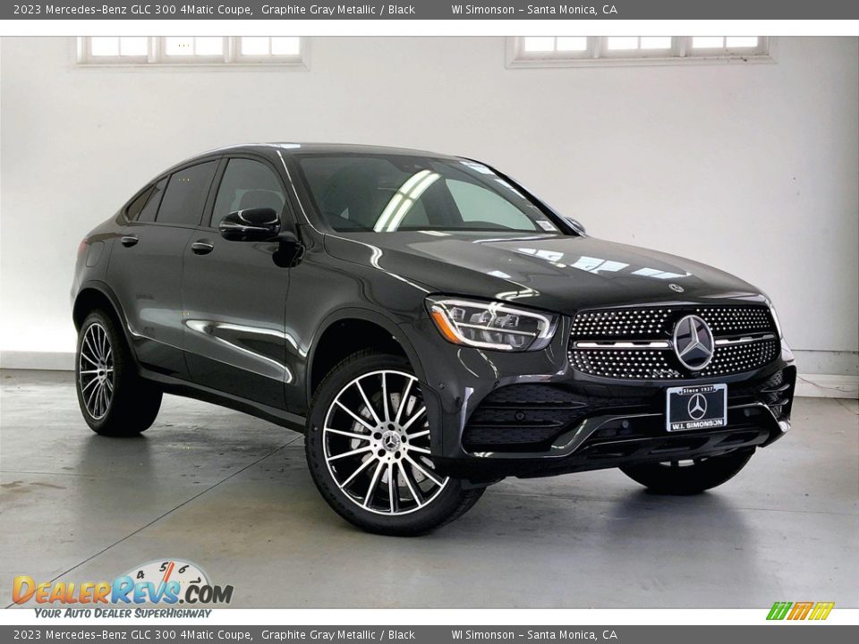 Front 3/4 View of 2023 Mercedes-Benz GLC 300 4Matic Coupe Photo #12