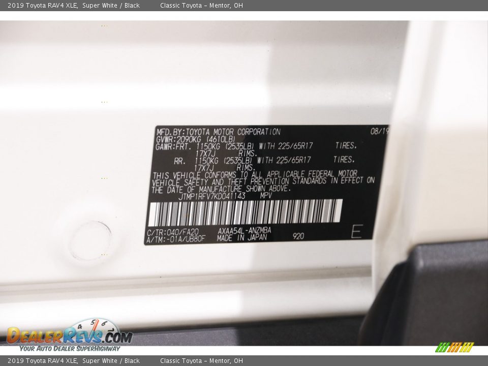 2019 Toyota RAV4 XLE Super White / Black Photo #22