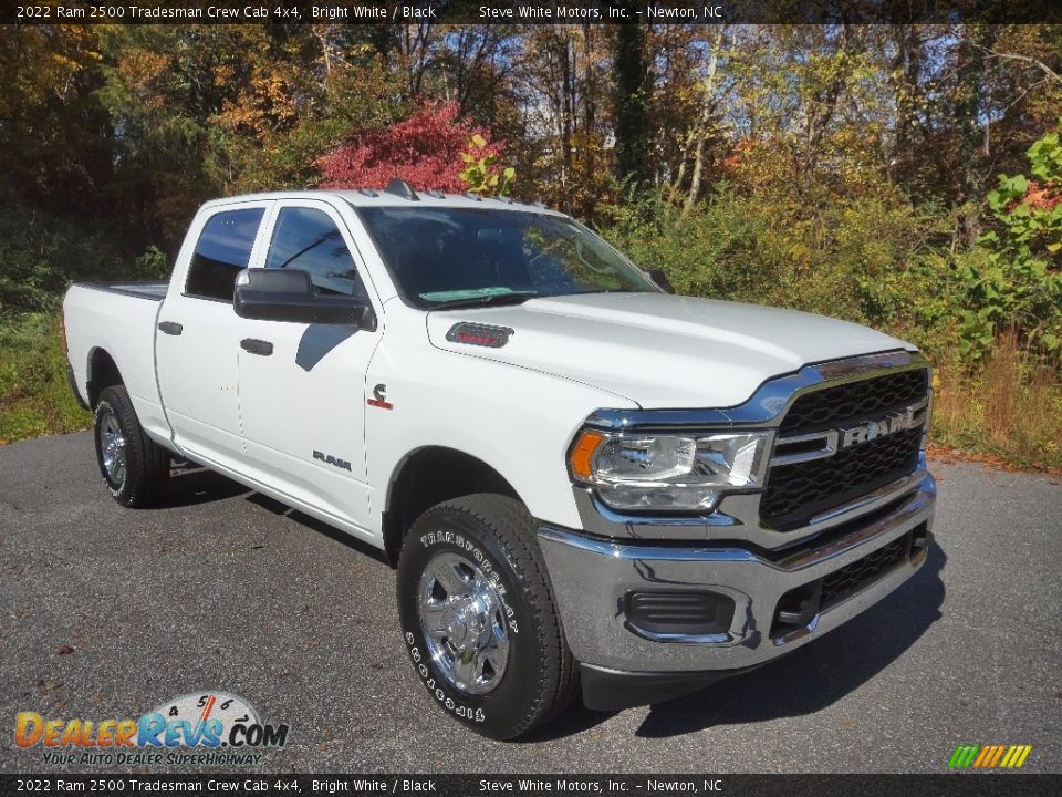 2022 Ram 2500 Tradesman Crew Cab 4x4 Bright White / Black Photo #4