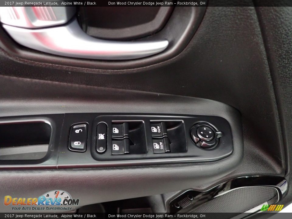 2017 Jeep Renegade Latitude Alpine White / Black Photo #13