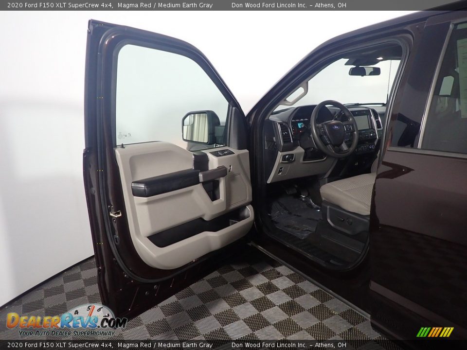 2020 Ford F150 XLT SuperCrew 4x4 Magma Red / Medium Earth Gray Photo #18