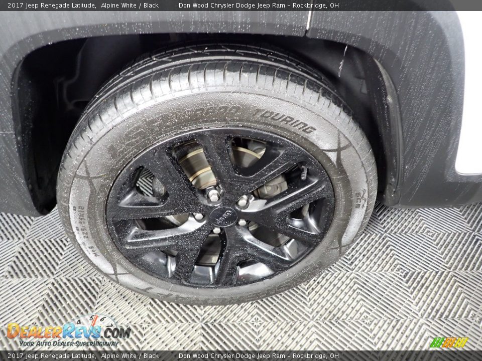 2017 Jeep Renegade Latitude Alpine White / Black Photo #31