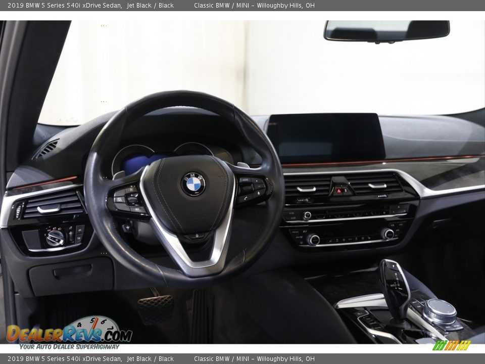 Dashboard of 2019 BMW 5 Series 540i xDrive Sedan Photo #6