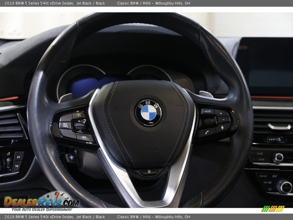 2019 BMW 5 Series 540i xDrive Sedan Steering Wheel Photo #7