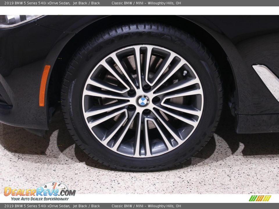 2019 BMW 5 Series 540i xDrive Sedan Wheel Photo #24