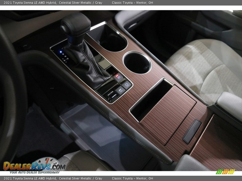 2021 Toyota Sienna LE AWD Hybrid Celestial Silver Metallic / Gray Photo #14