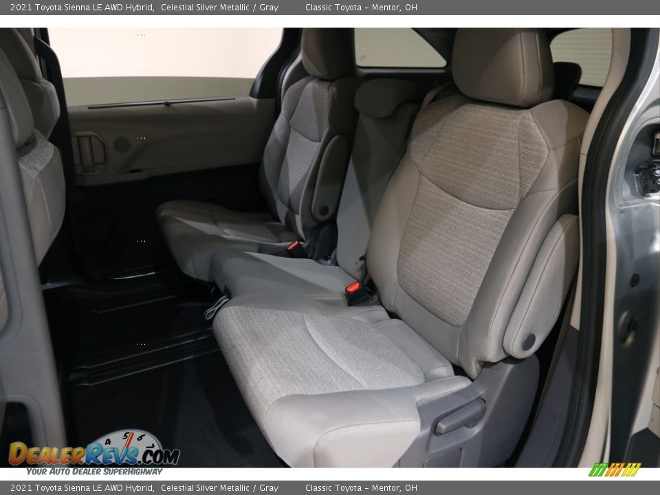2021 Toyota Sienna LE AWD Hybrid Celestial Silver Metallic / Gray Photo #19