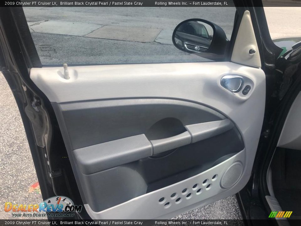 2009 Chrysler PT Cruiser LX Brilliant Black Crystal Pearl / Pastel Slate Gray Photo #29