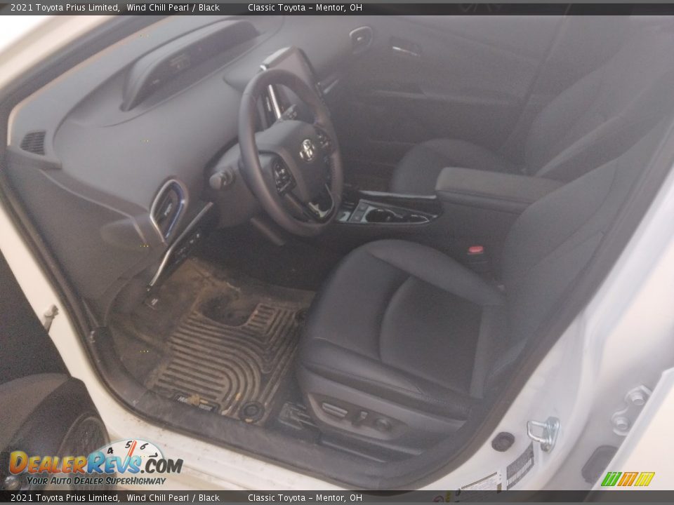 2021 Toyota Prius Limited Wind Chill Pearl / Black Photo #3